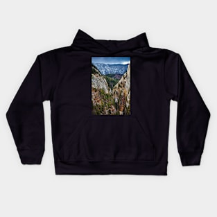 Canyon and mountain range Kids Hoodie